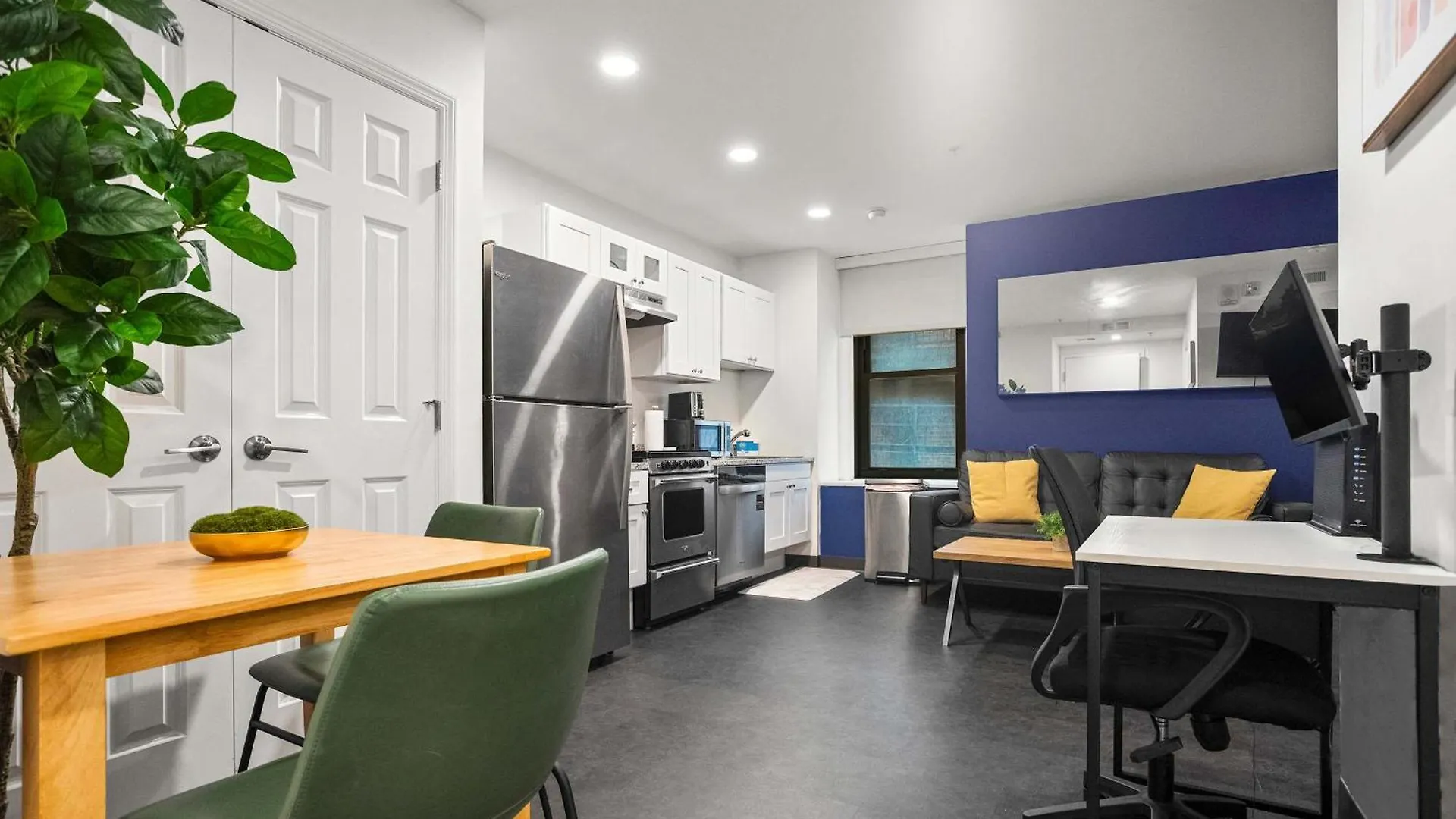 CozySuites Stunning 1BR in Downtown Pitts 1 Pittsburgh