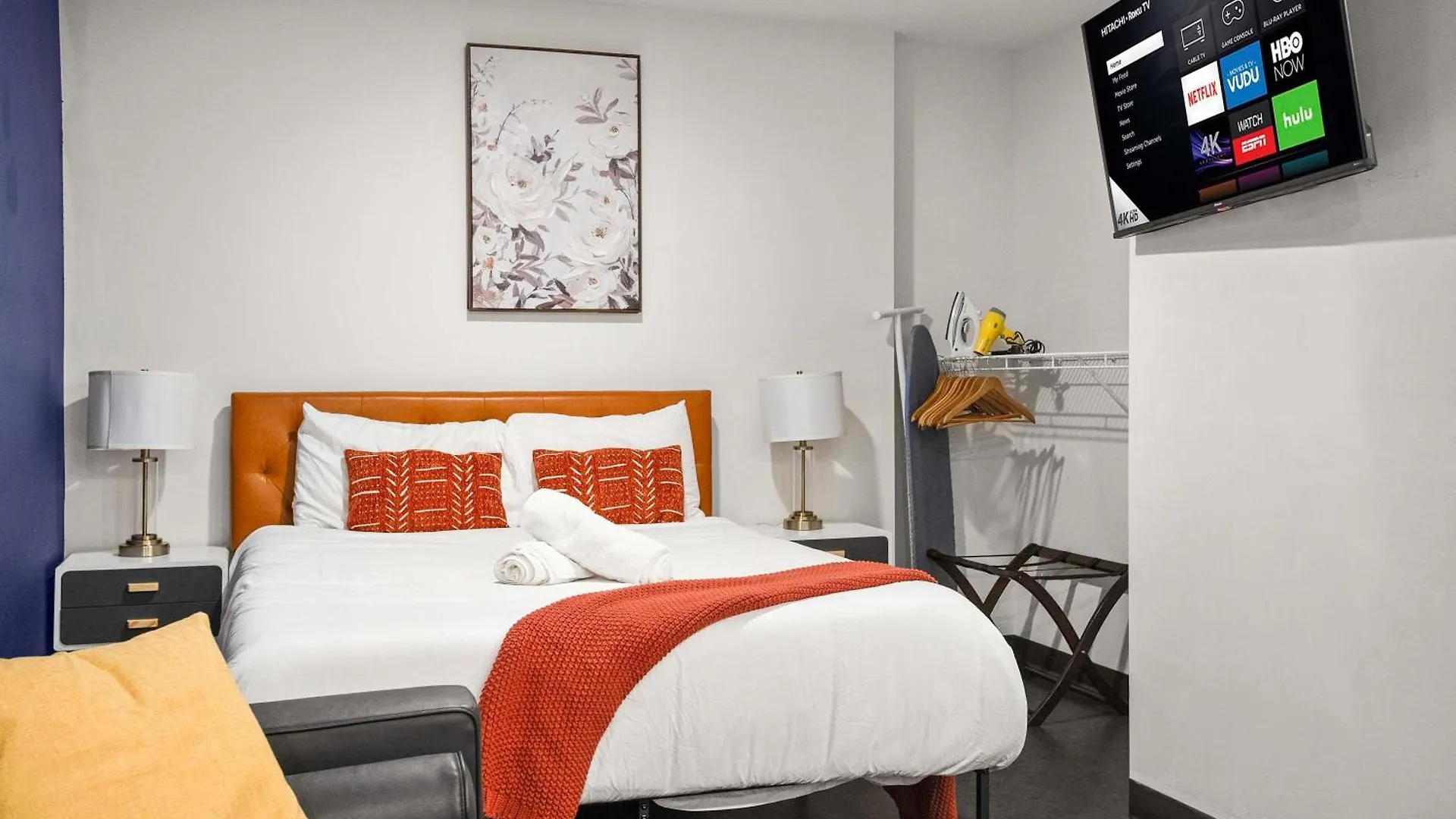 CozySuites Stunning 1BR in Downtown Pitts 1 Pittsburgh Apartment